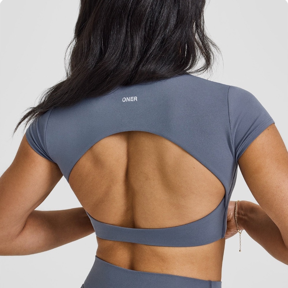 SoftMotion Short Sleeve Crop
Top